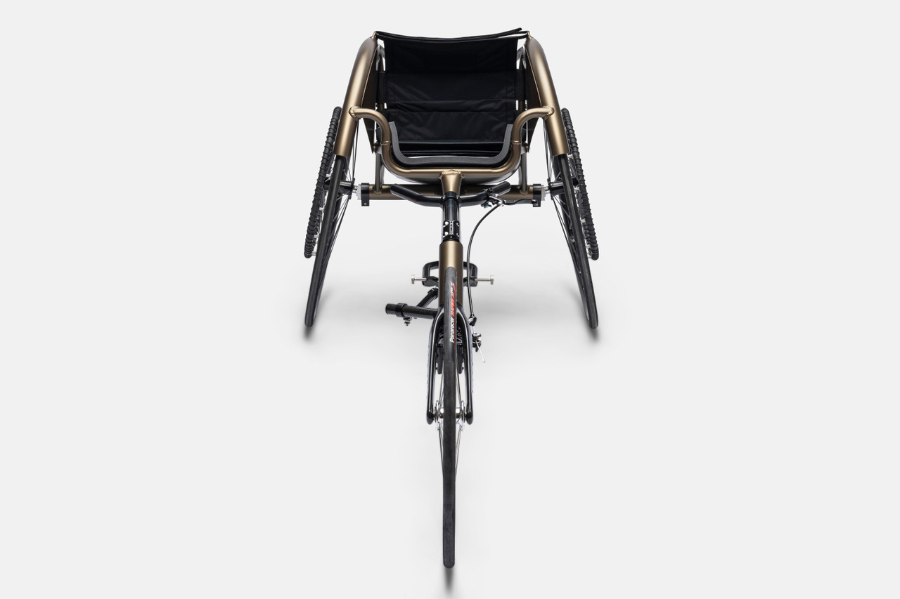 Front view of the Top End Eliminator OSR U-Cage Racing Wheelchair - High-performance, lightweight wheelchair designed for kneeling position racing, featuring a rigid aluminum frame and adjustable components for optimal fit and performance.